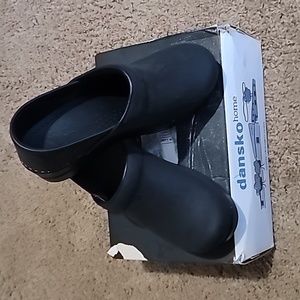 Dansko  Clogs